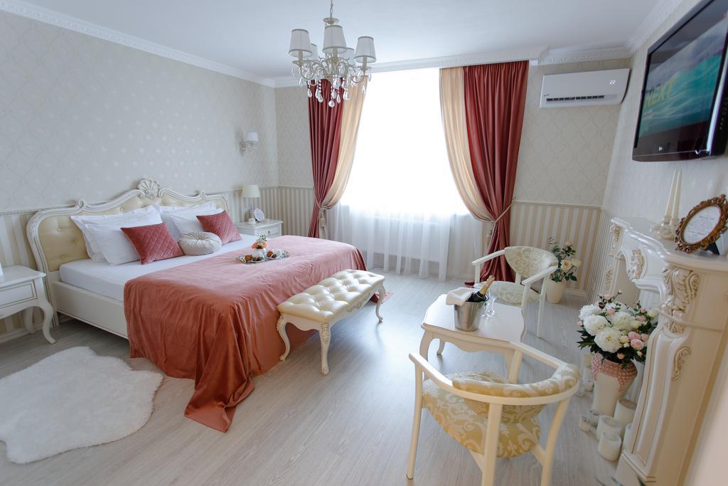 Royal Suite Apartment With Jacuzzi Szumi Kültér fotó