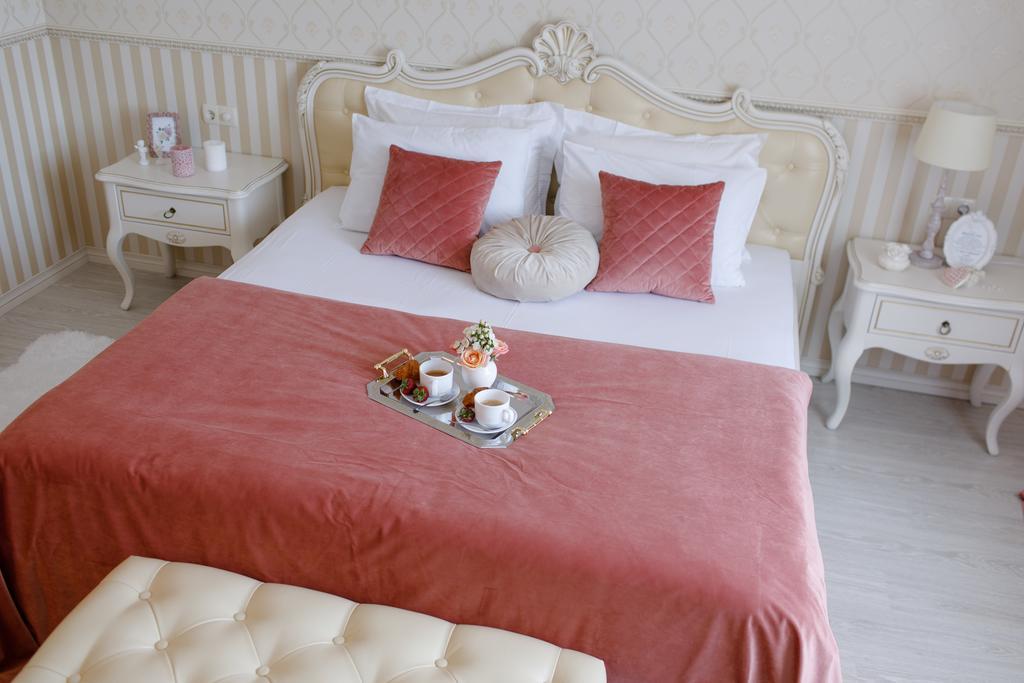 Royal Suite Apartment With Jacuzzi Szumi Kültér fotó