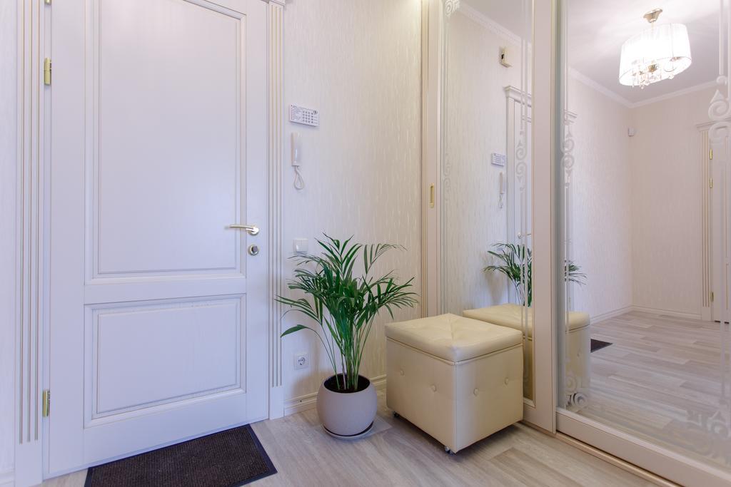 Royal Suite Apartment With Jacuzzi Szumi Kültér fotó